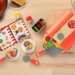 Fat Brain - Pretendables Pizza Set