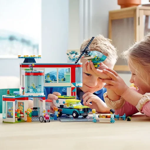LEGO - City Hospital (60330)