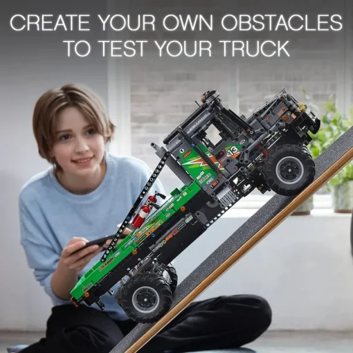 LEGO - Technic 4x4 Mercedes Benz Zetros Trial Truck (42129)