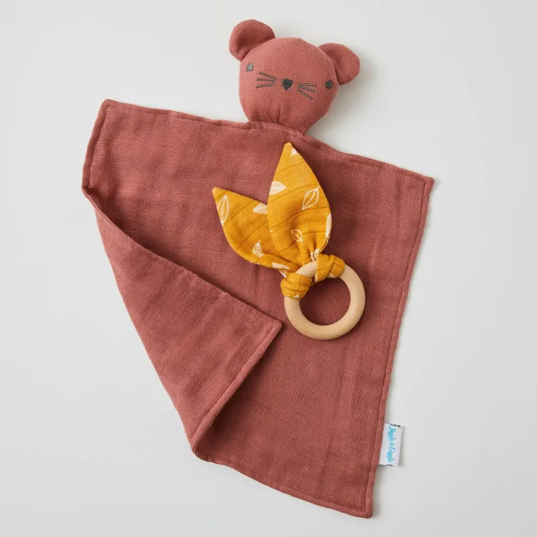 Pilbeam - Double Muslin Comforter & Teething Ring Rosette