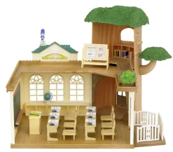 Sylvanian Families - Country Tree School